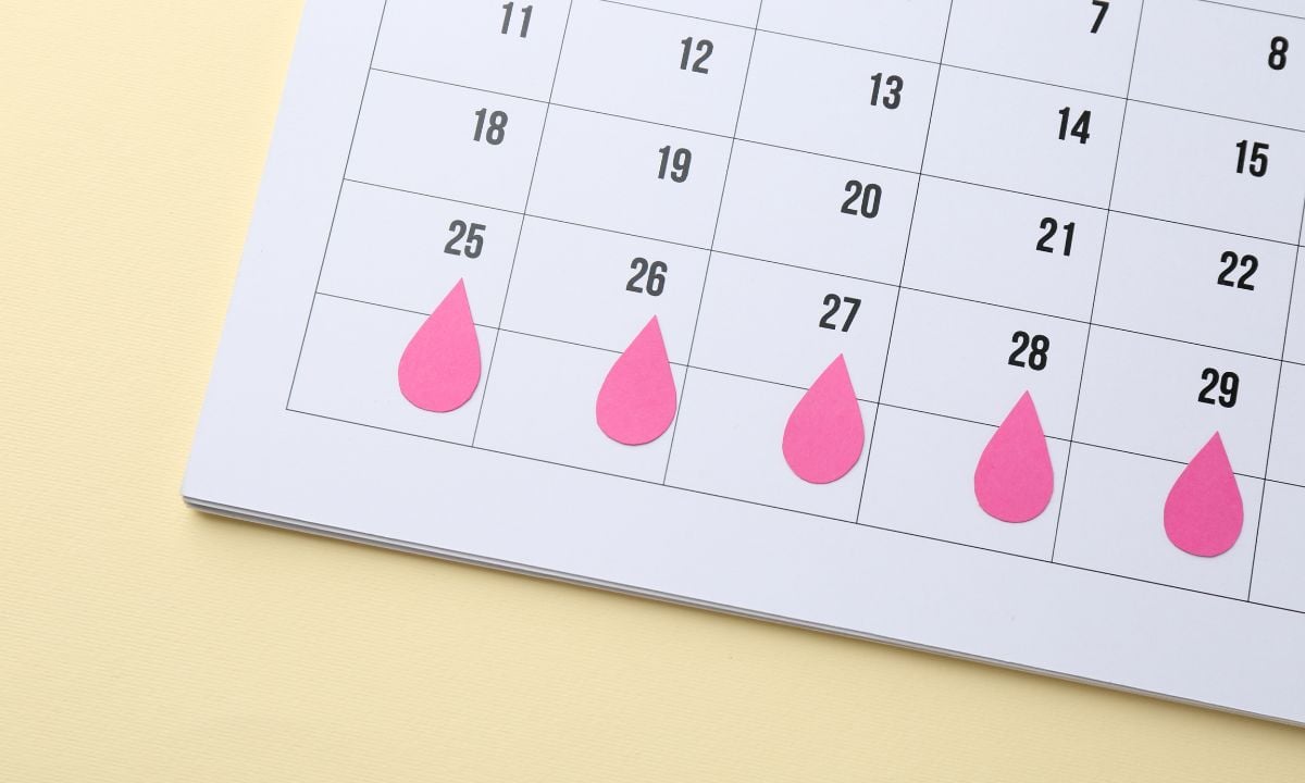 Jak Oddálit Menstruaci