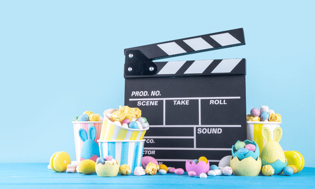 filmová klapka s vajíčky jako popcorn